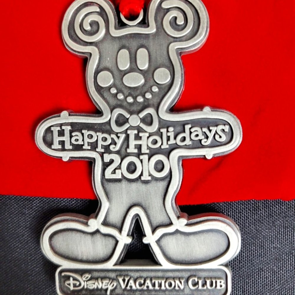 Disney Vacation Club DVC 2010 pewter ornament - gingerbread man with Mickey ears